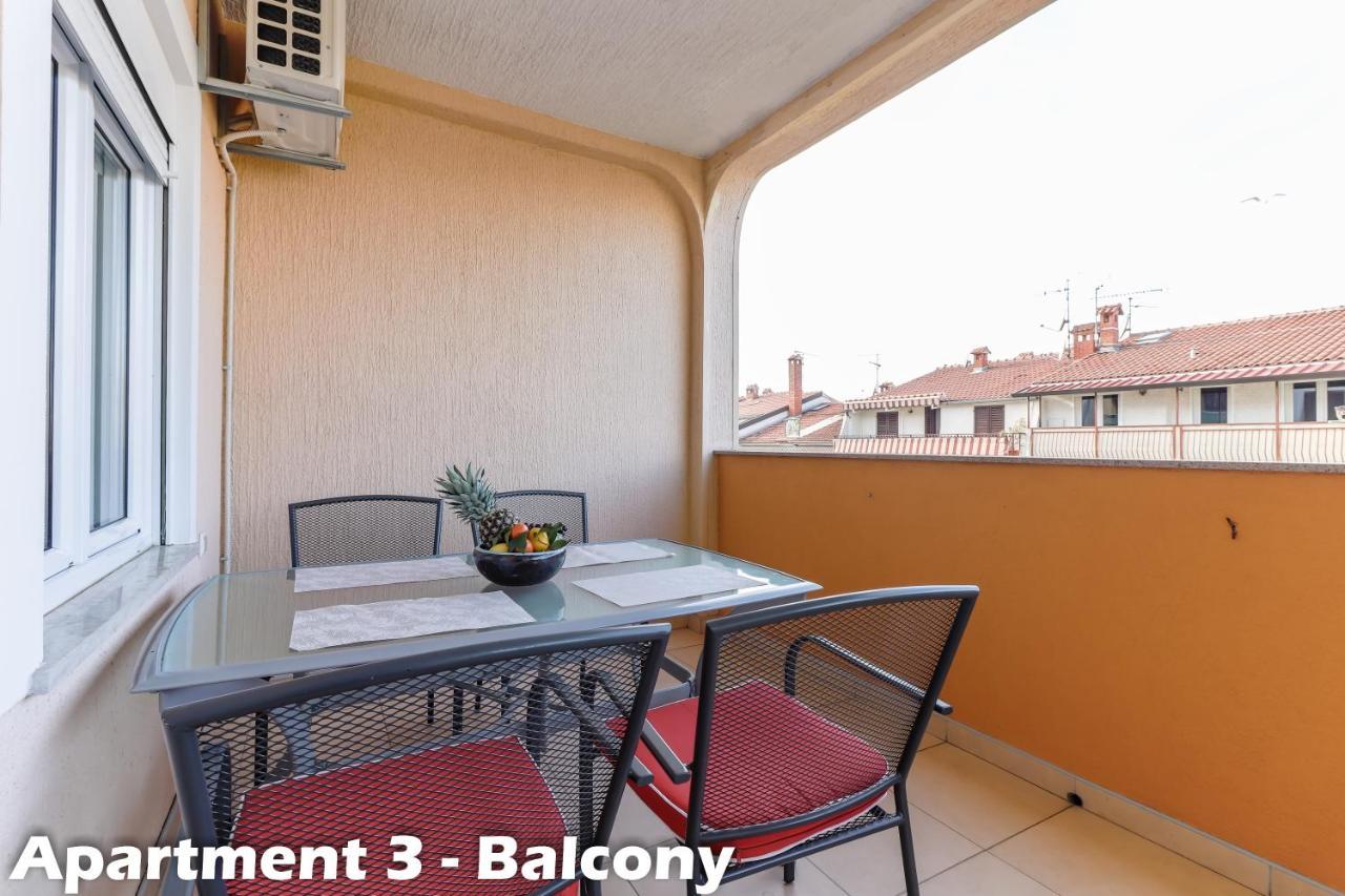 Apartments Juric Врсар Экстерьер фото