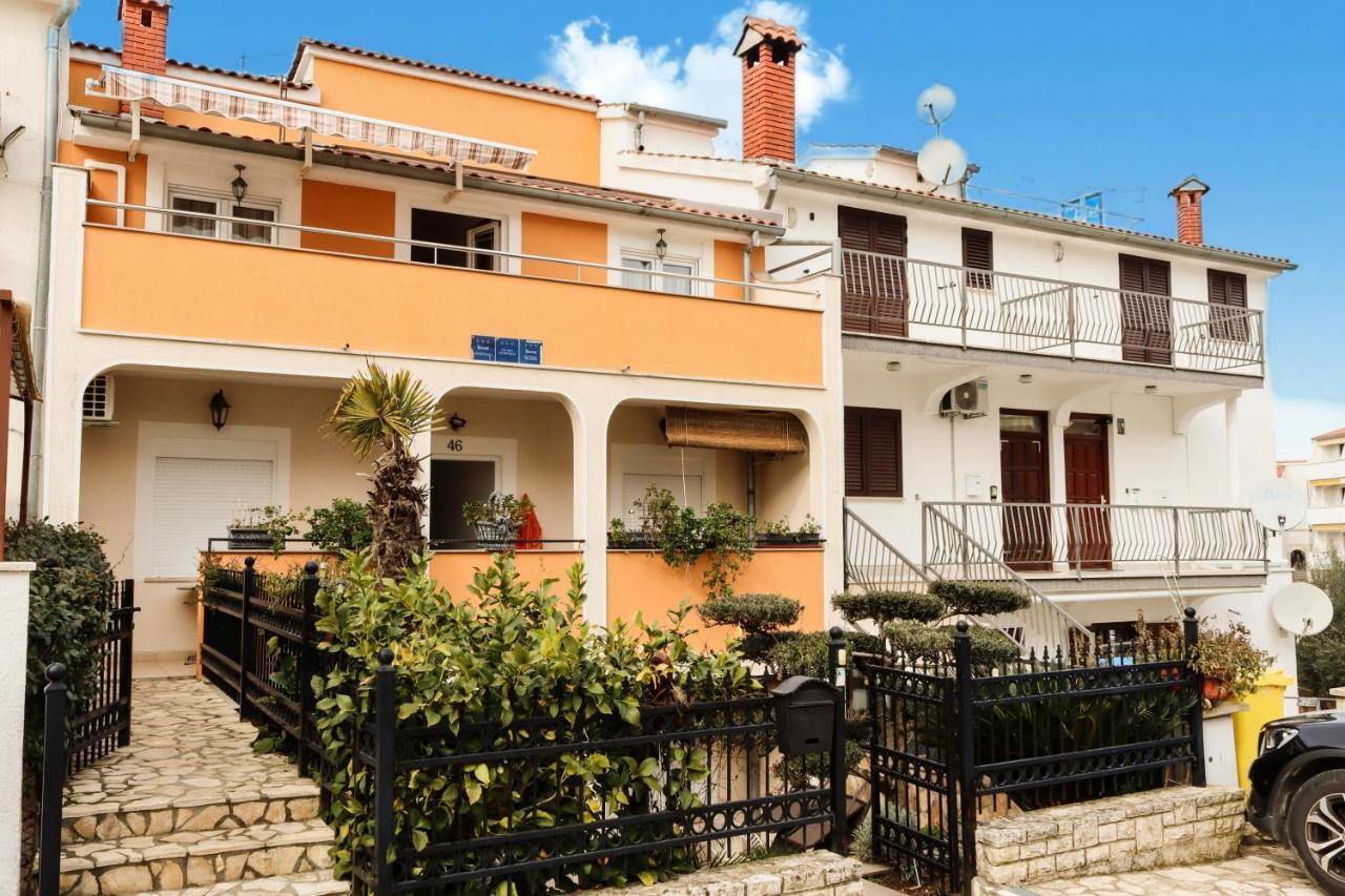 Apartments Juric Врсар Экстерьер фото